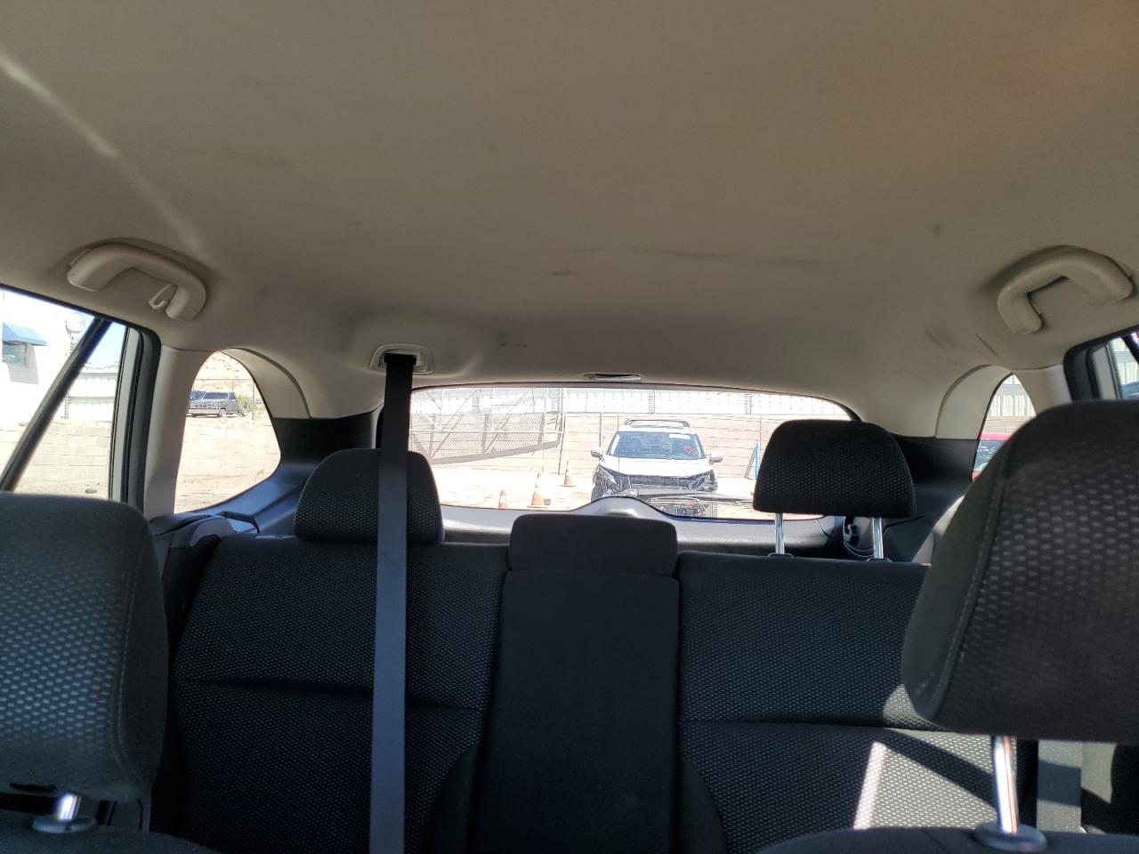 Subaru Outback 2.5i Premium Image 12