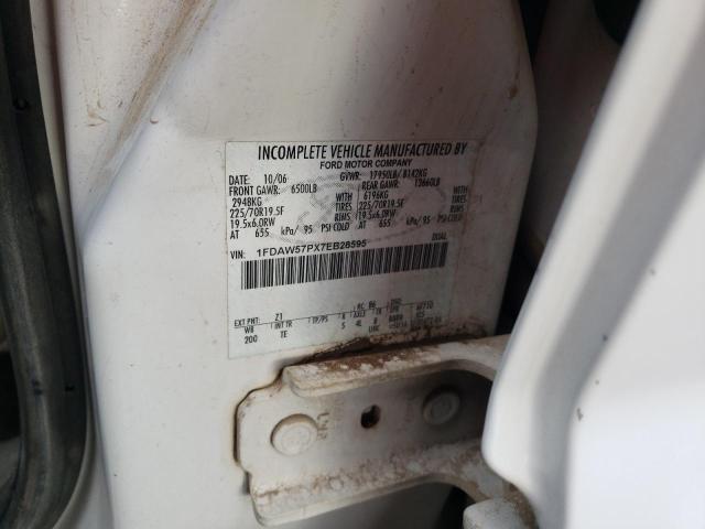 Ford F-550 Super Duty Image 2