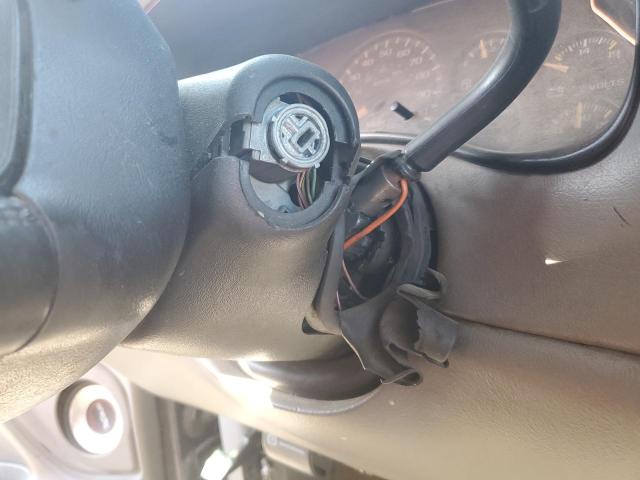 Chevrolet Silverado K1500 Image 9