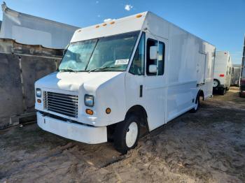  Salvage Freightliner Chassis M