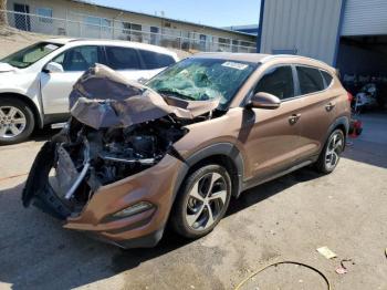  Salvage Hyundai TUCSON
