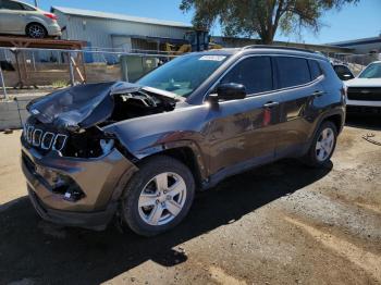  Salvage Jeep Compass