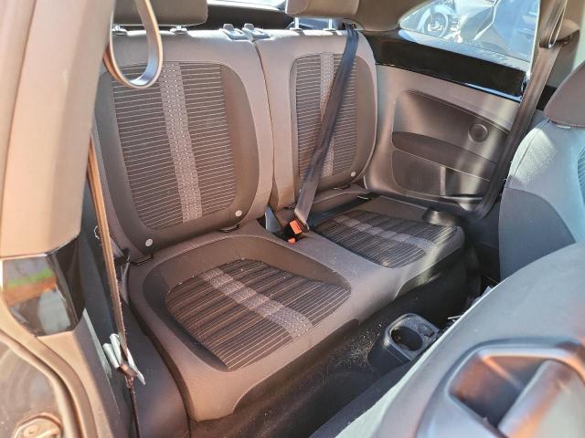 Volkswagen Beetle Turbo Image 6