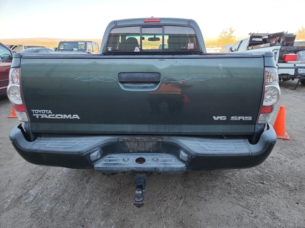 Toyota Tacoma Access Cab Image 9