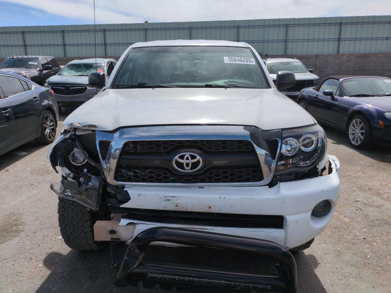Toyota Tacoma Double Cab Image 5