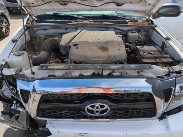 Toyota Tacoma Double Cab Image 11