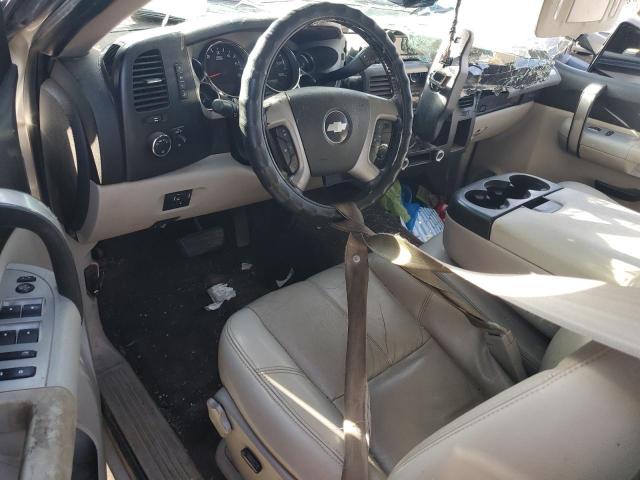 Chevrolet Silverado K2500 Heavy Duty Image 10