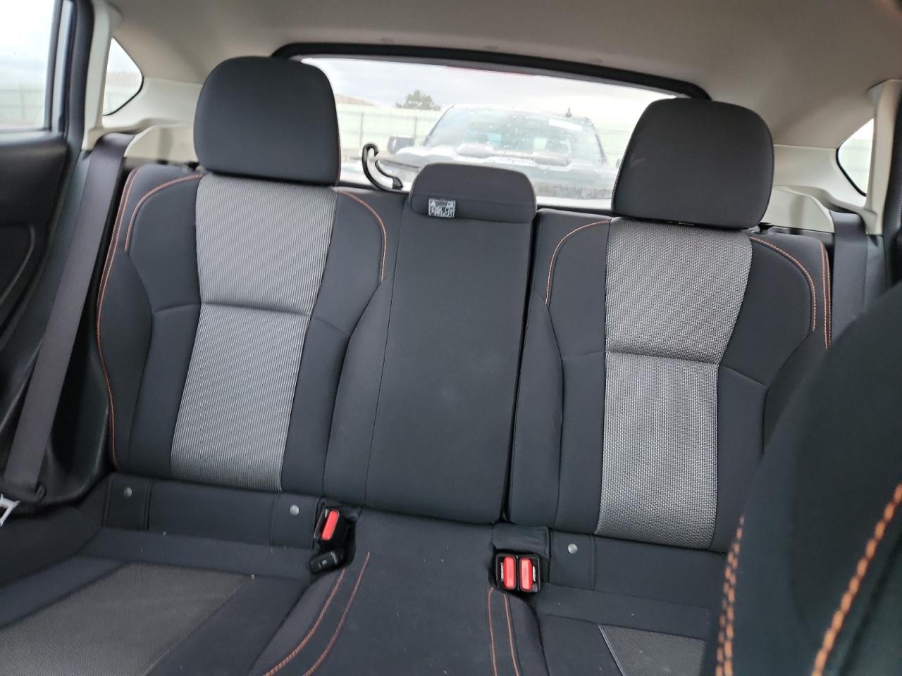 Subaru Crosstrek Premium Image 7