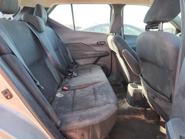 Nissan Kicks S Image 7