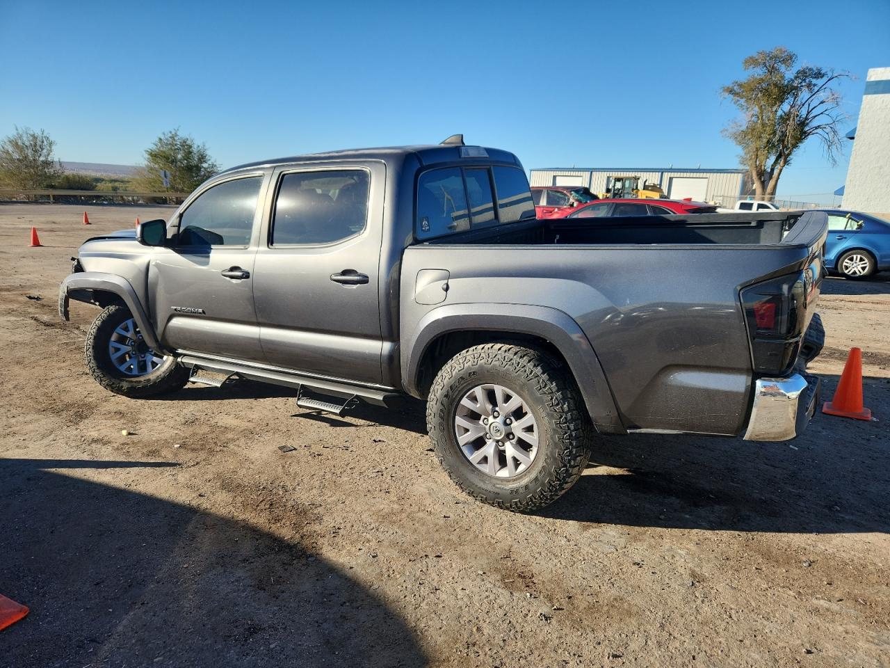 Toyota Tacoma Double Cab Image 4