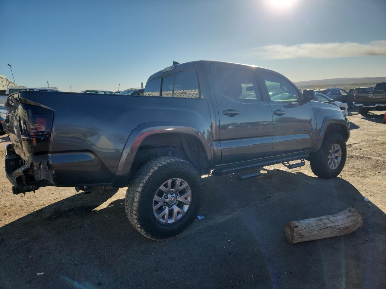 Toyota Tacoma Double Cab Image 5