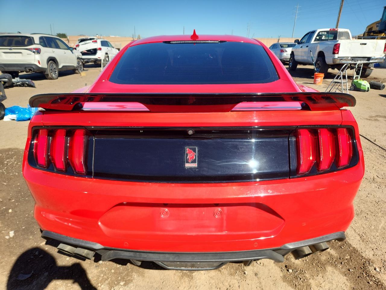 Ford Mustang Gt Image 3