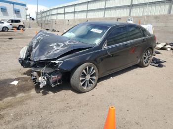  Salvage Chrysler 200