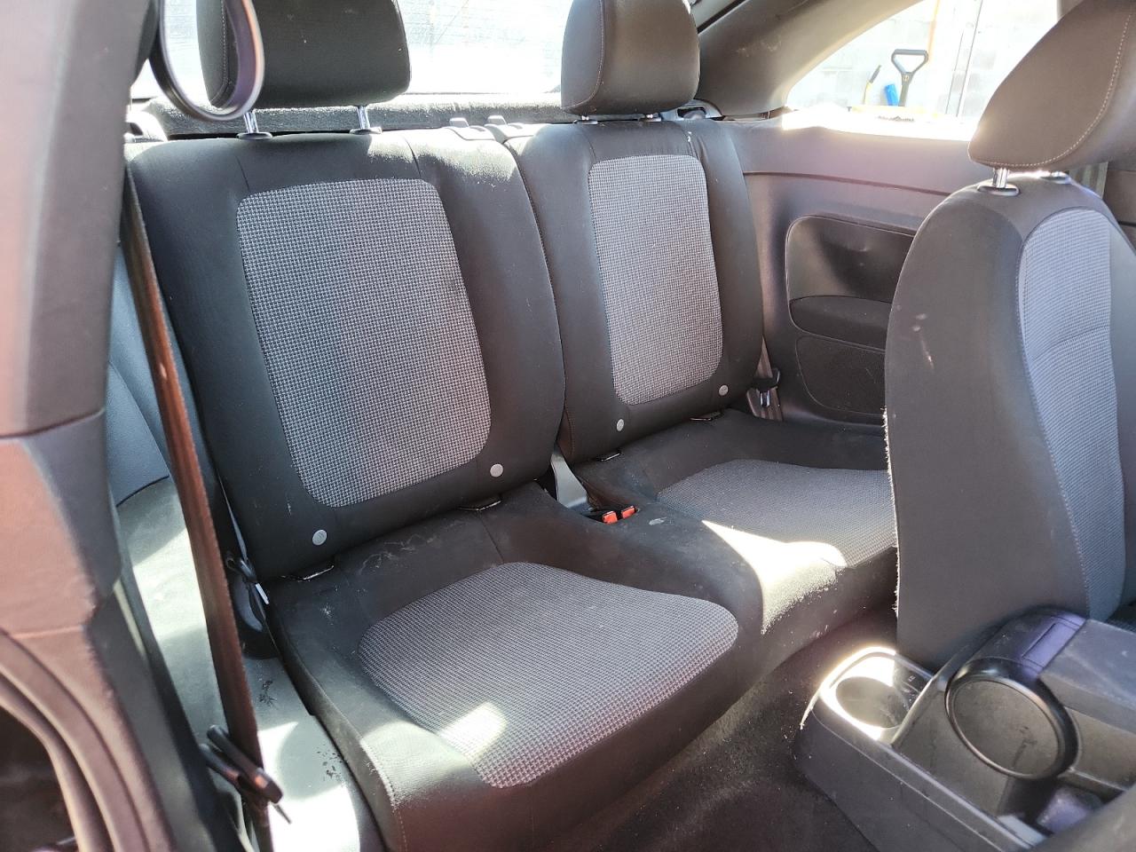 Volkswagen Beetle 1.8t Image 7