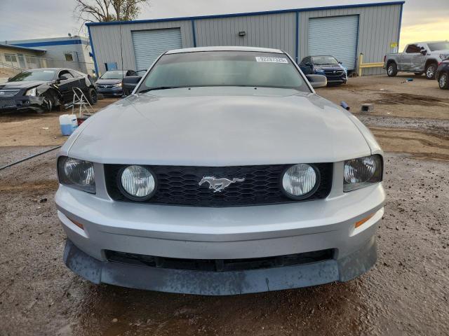 Ford Mustang Gt Image 9