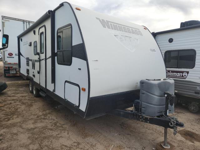  Salvage Winnebago Minnie