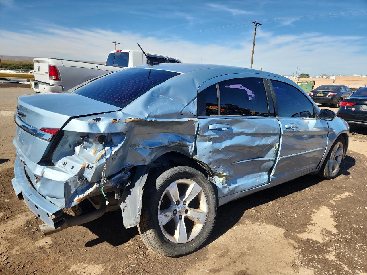 Chrysler 200 Touring Image 6