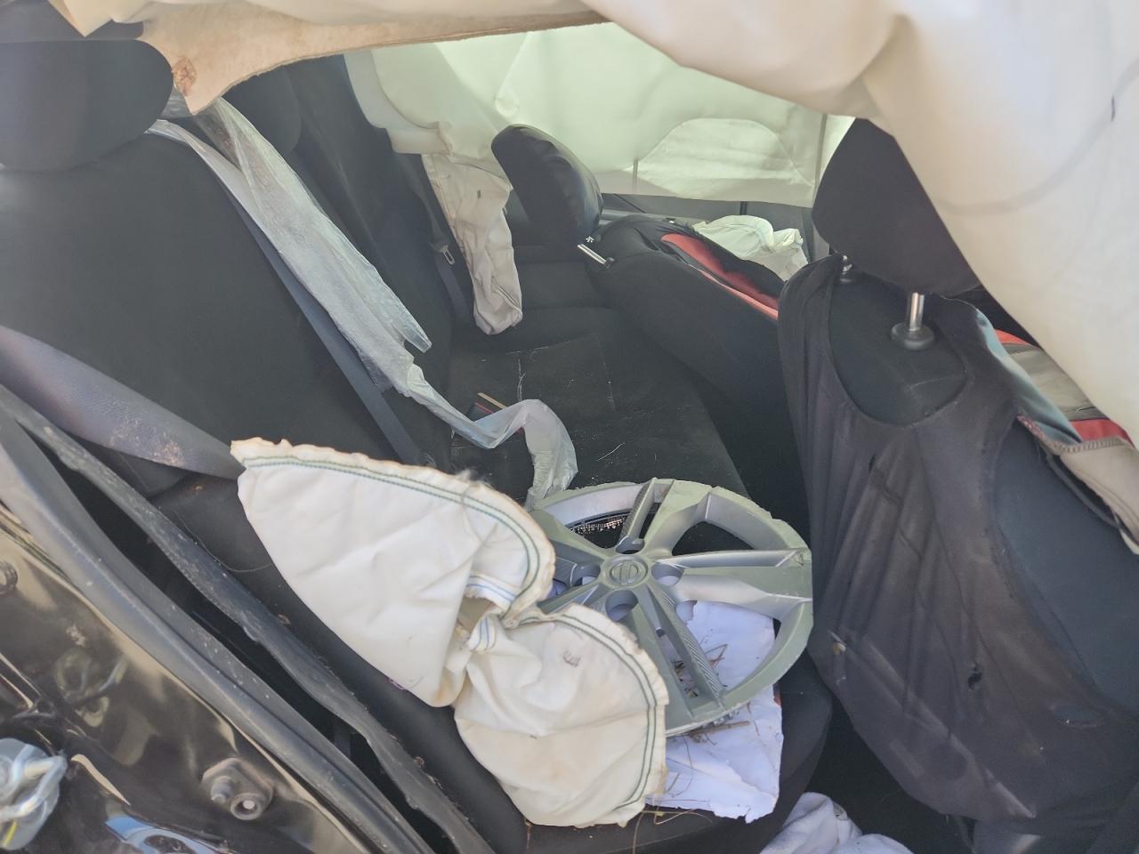 Nissan Kicks S Image 12