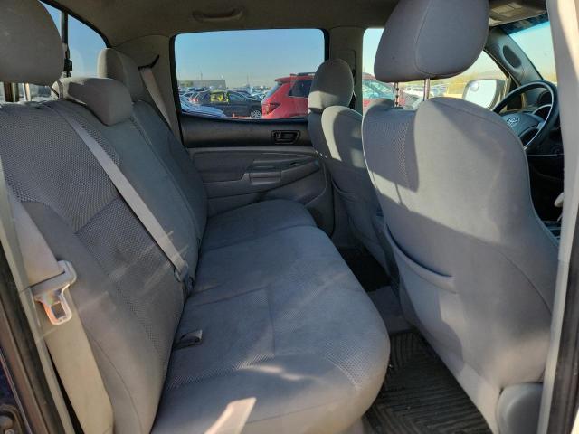 Toyota Tacoma Double Cab Prerunner Image 4