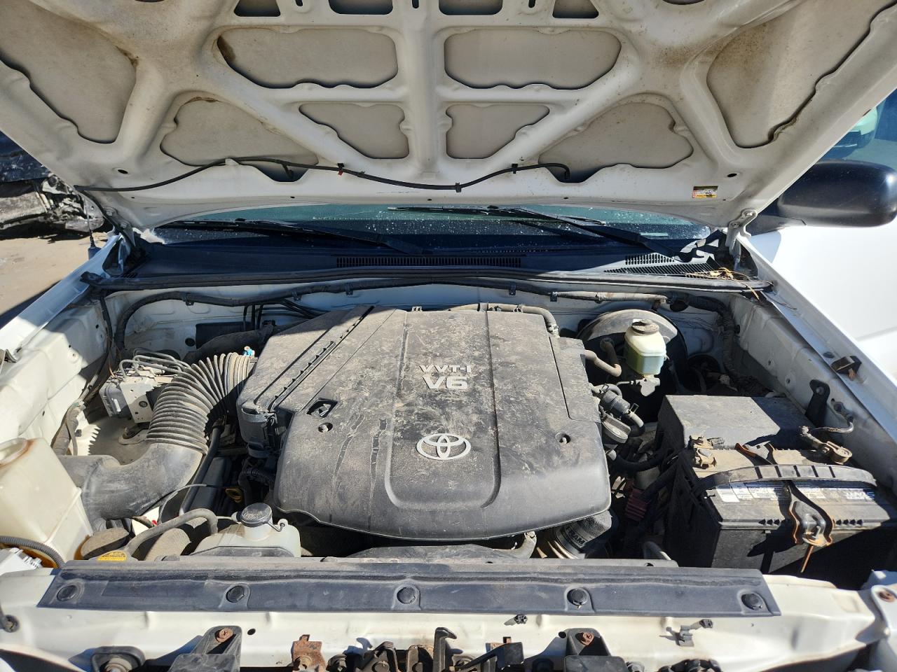 Toyota Tacoma Double Cab Image 10