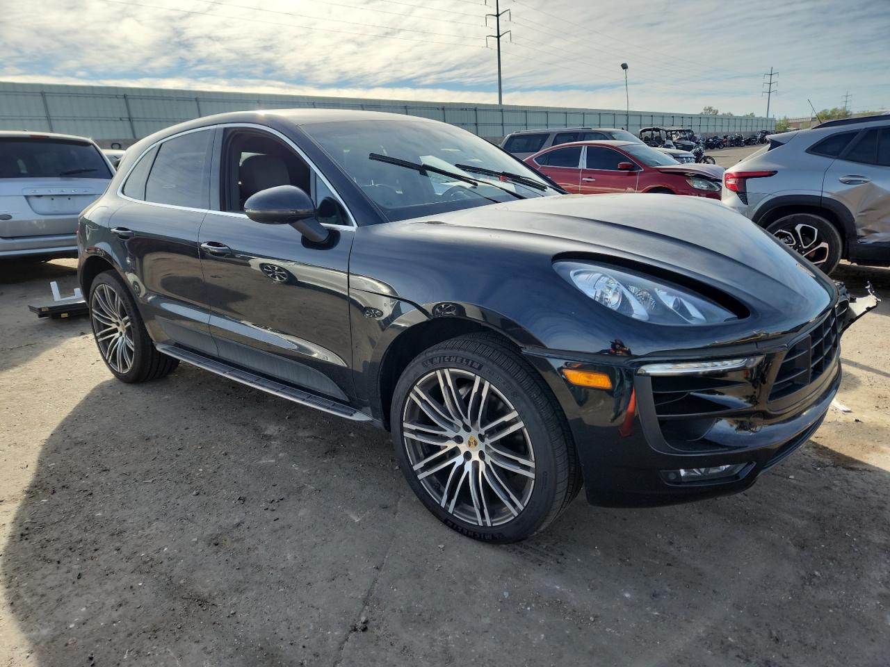 Porsche Macan S Image 3