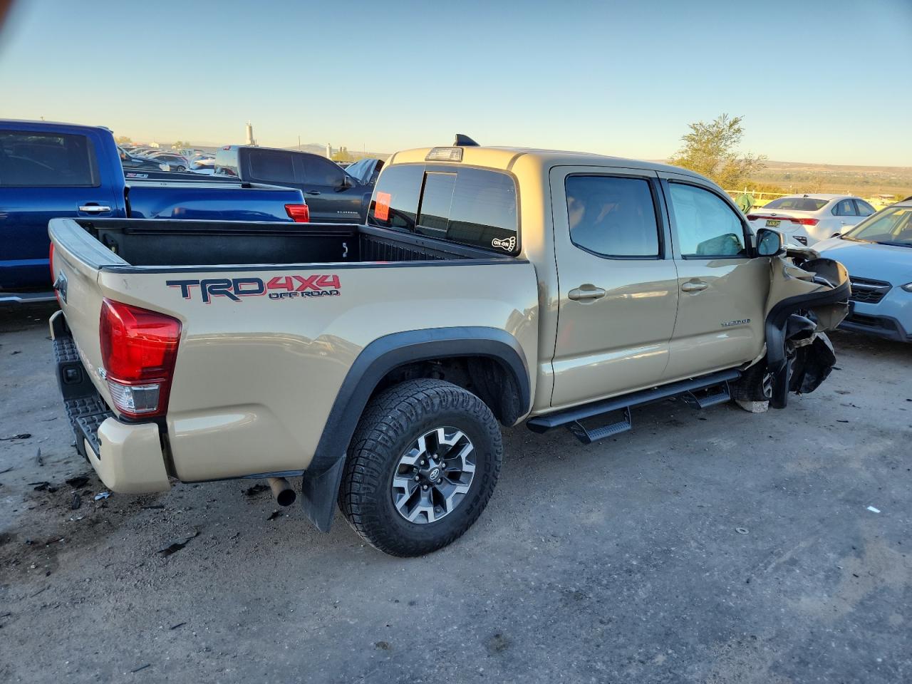 Toyota Tacoma Double Cab Image 10