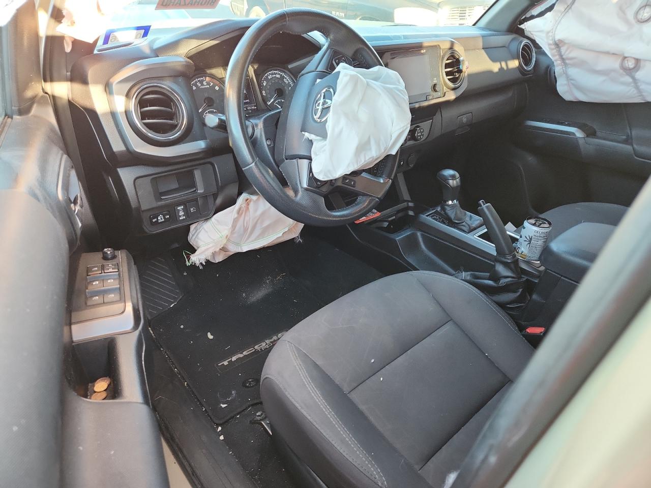 Toyota Tacoma Double Cab Image 9