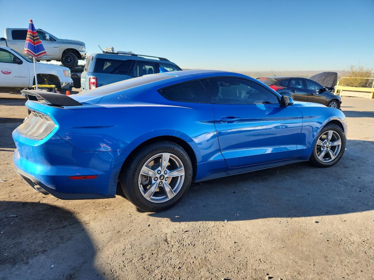 Ford Mustang Image 9