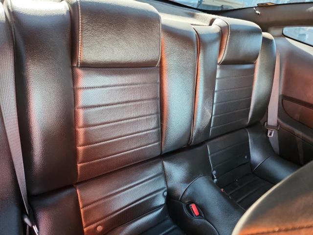 Ford Mustang Image 10