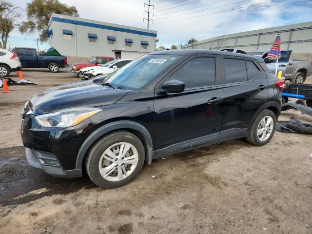  Salvage Nissan Kicks