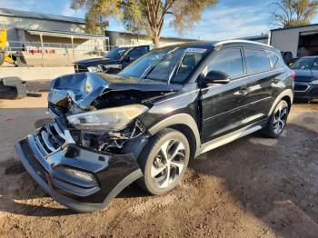  Salvage Hyundai TUCSON