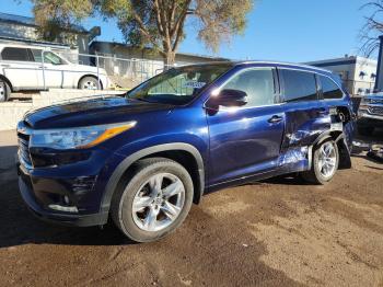  Salvage Toyota Highlander