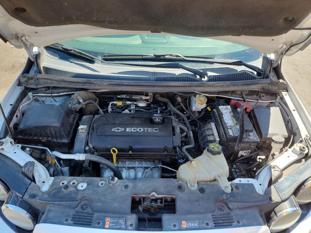 Chevrolet Sonic Lt Image 10