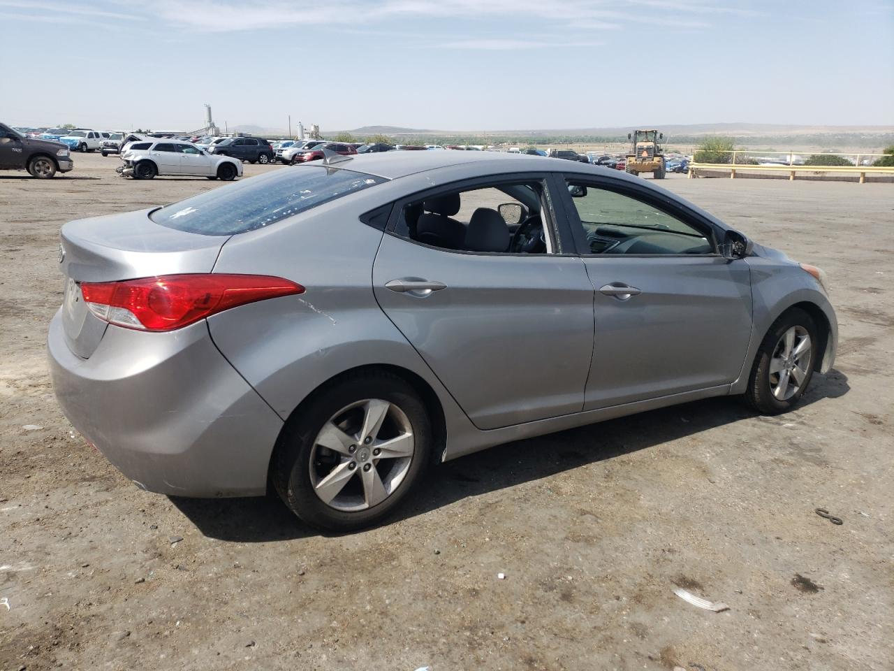 Hyundai ELANTRA Gls Image 5