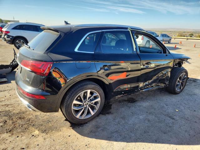 Audi Q5 Premium 45 Image 2