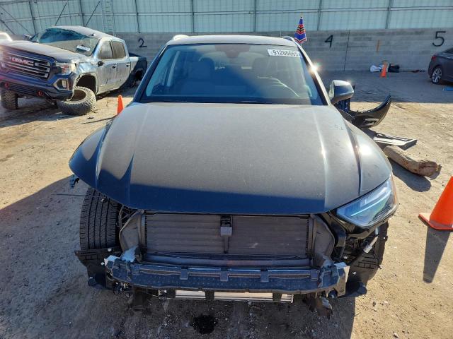 Audi Q5 Premium 45 Image 5