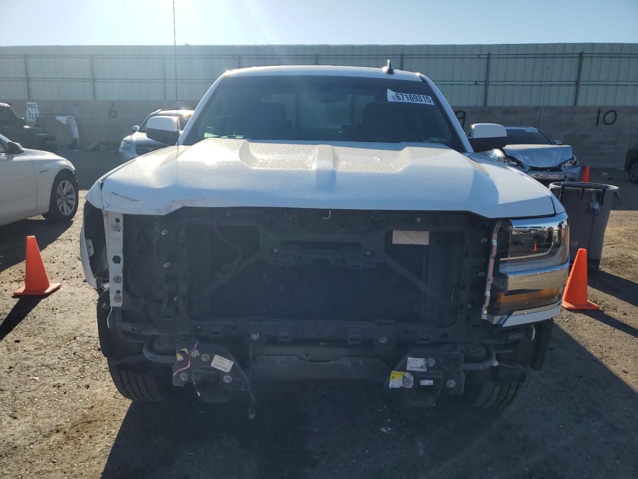 Chevrolet Silverado C1500 Lt Image 2