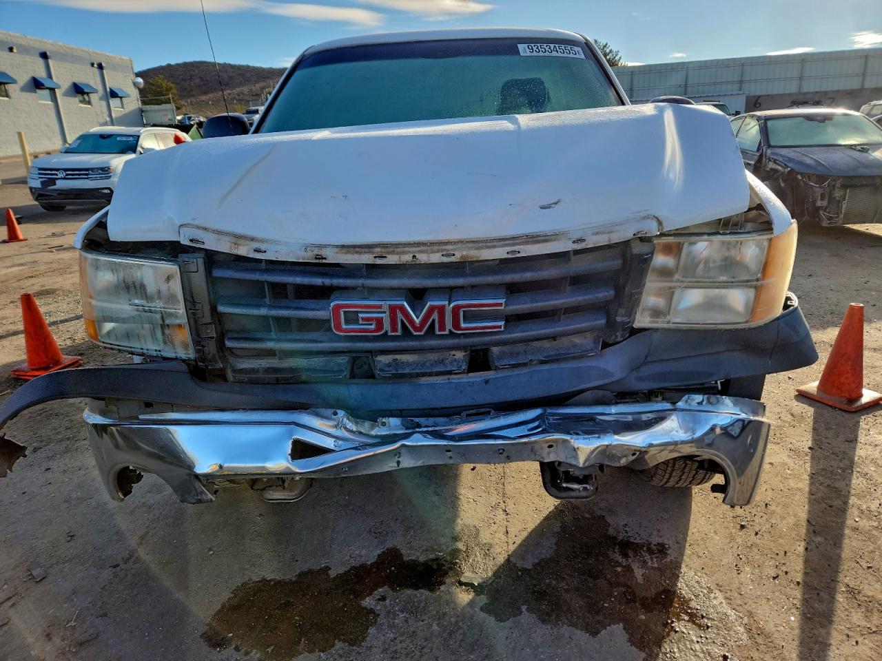 GMC Sierra C1500 Image 8