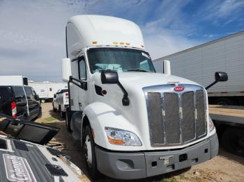  Salvage Peterbilt Tractor 579