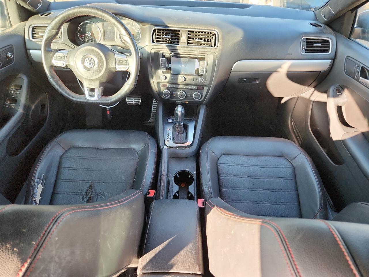 Volkswagen Jetta Gli Image 6