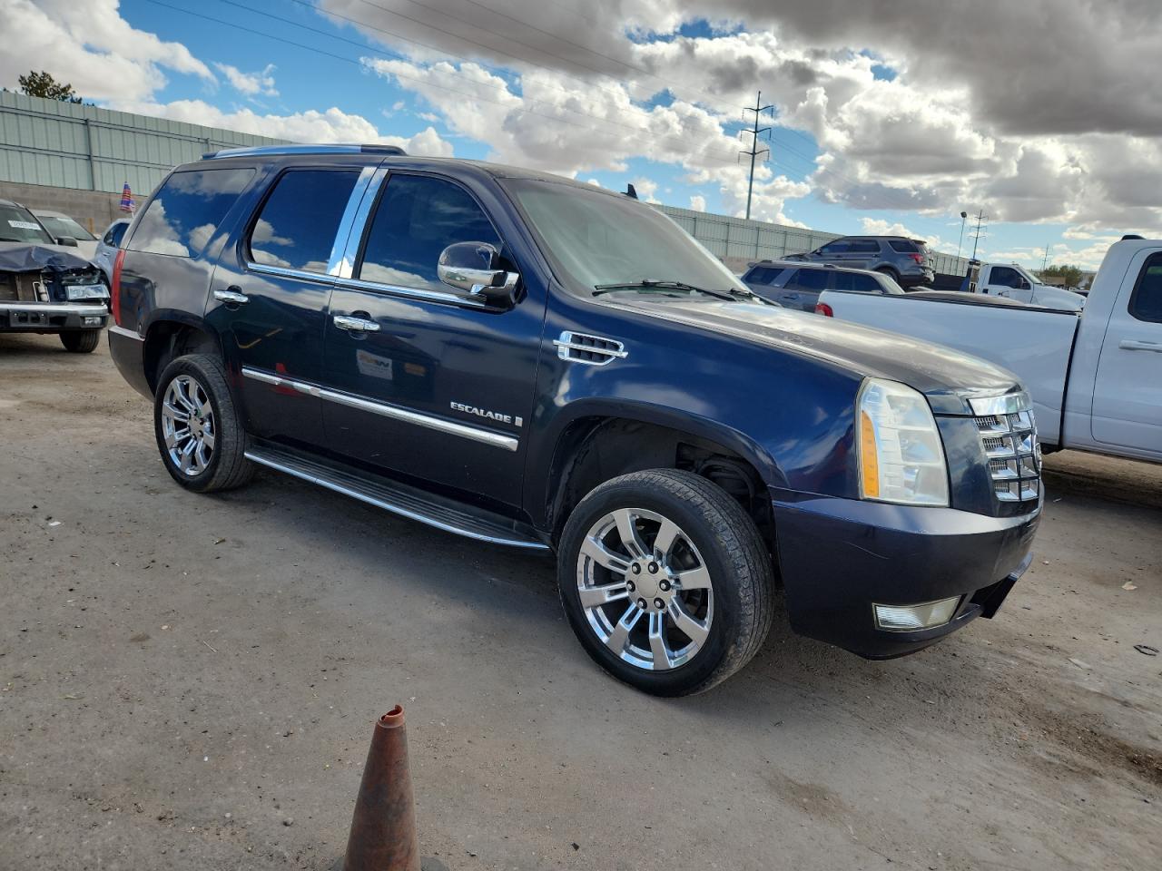 Cadillac Escalade Luxury Image 4