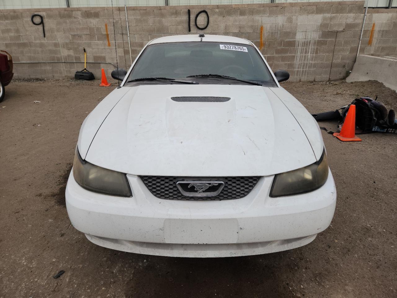 Ford Mustang Image 6