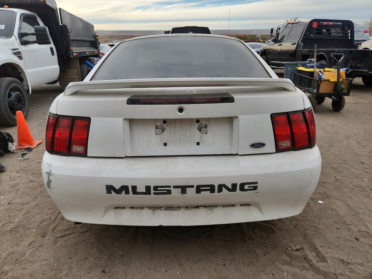 Ford Mustang Image 11