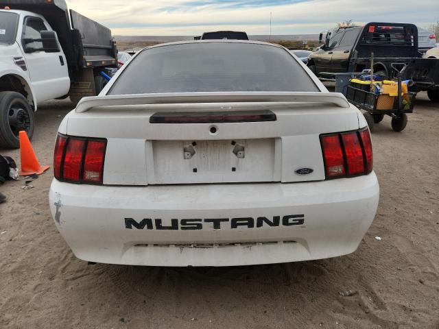 Ford Mustang Image 11