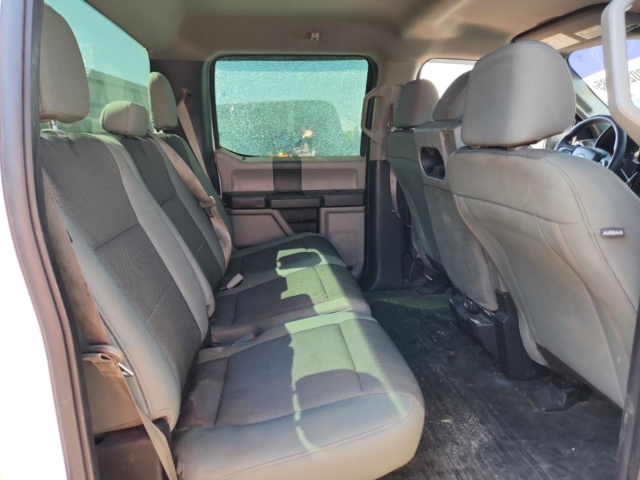 Ford F-150 Supercrew Image 10