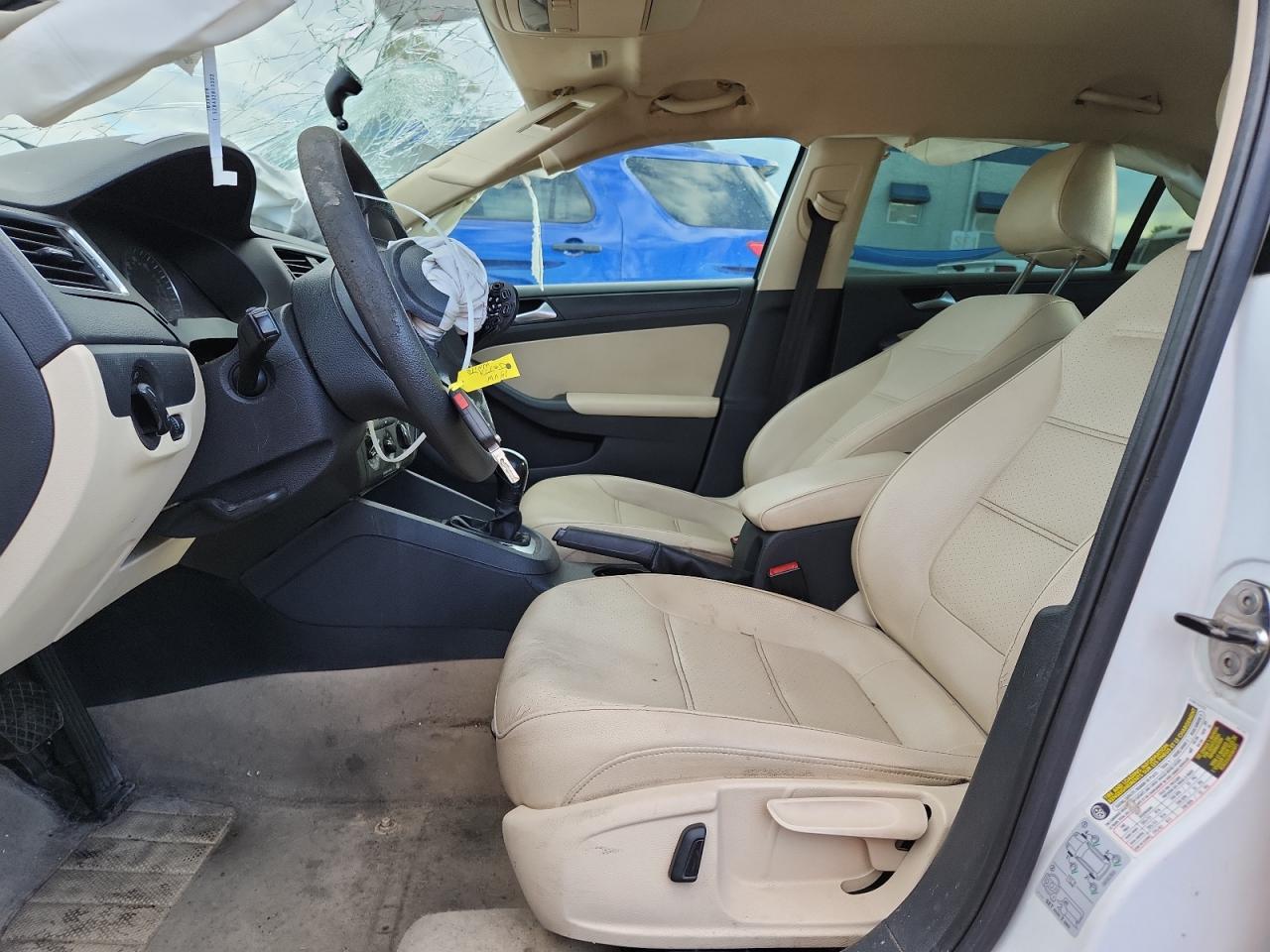 Volkswagen Jetta Se Image 12