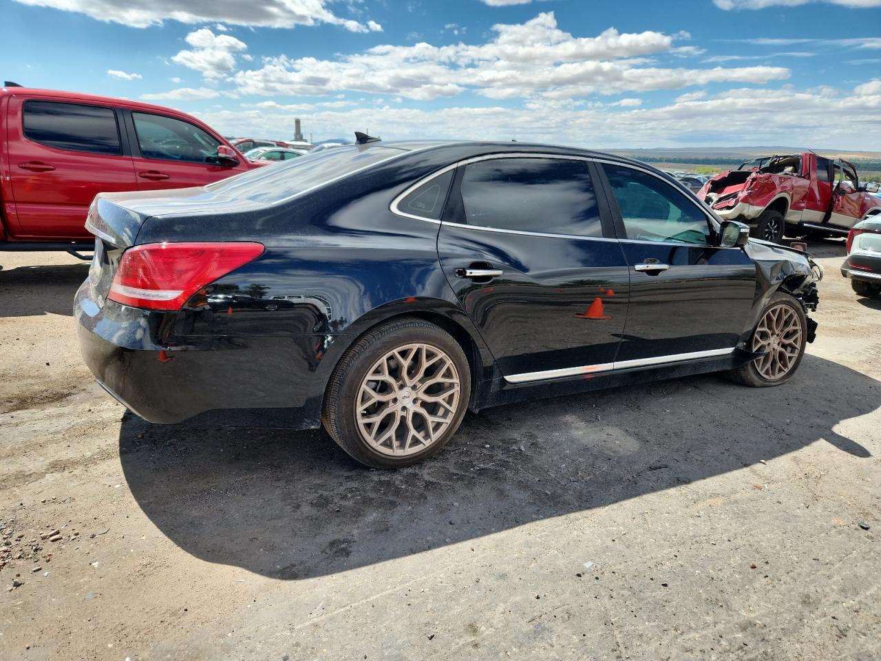 Hyundai Equus Signature Image 10