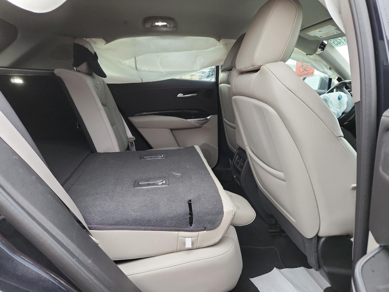 Cadillac XT4 Premium Luxury Image 9