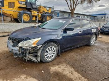  Salvage Nissan Altima