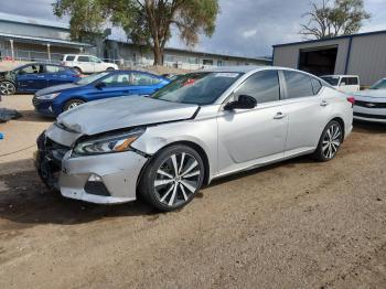  Salvage Nissan Altima